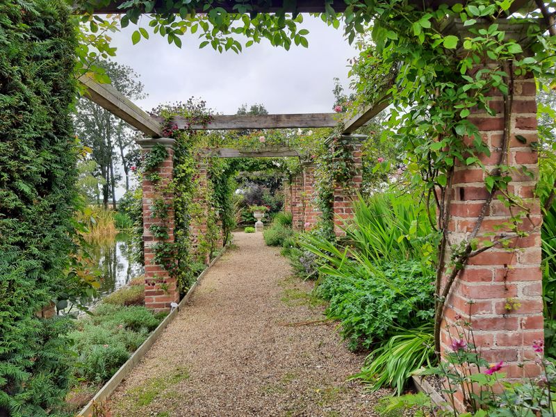 The Merry Yard